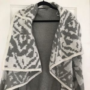 Prana Gray and White Cozy Sweater